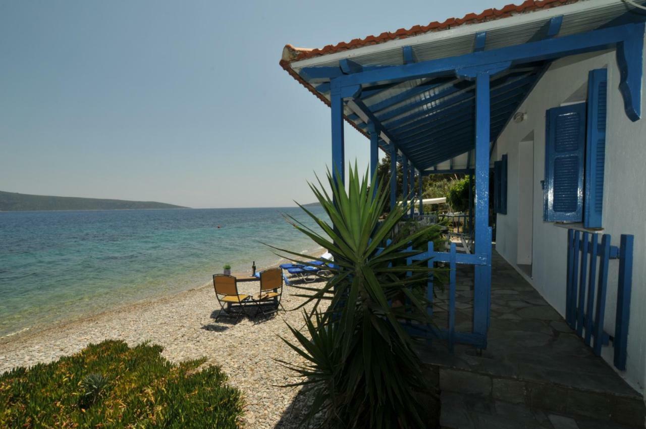 Seahorse Cottage Mourtero ภายนอก รูปภาพ